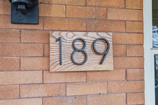 Building Photo - 189 W Park Ave