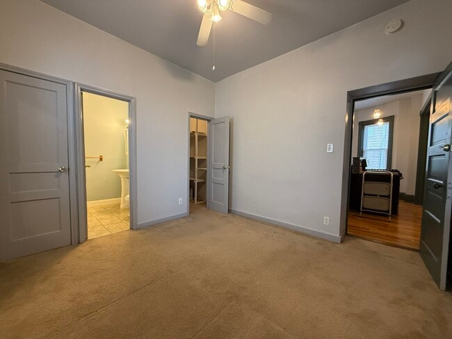 Building Photo - 11 Lelia St