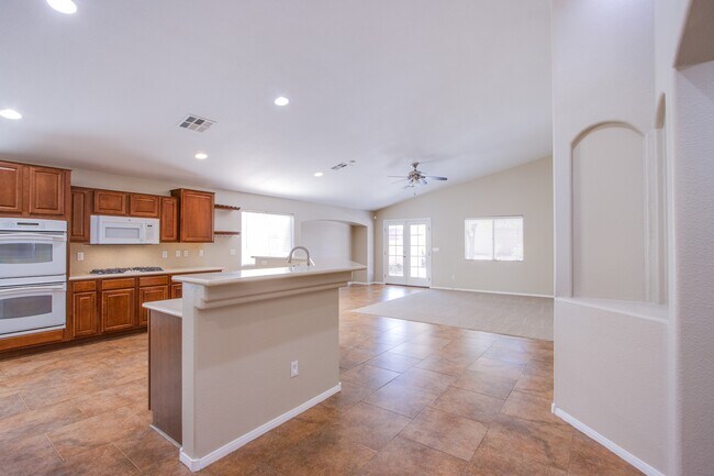 Building Photo - 8161 Walton Mills Ct