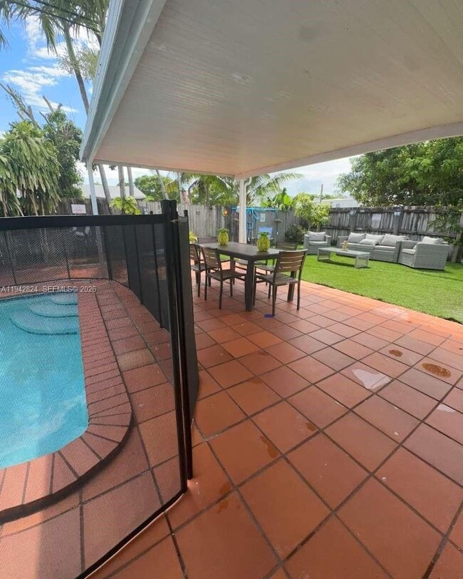 Building Photo - 20600 SW 116th Rd