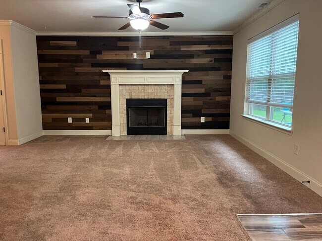 Building Photo - Two story home in McDonough