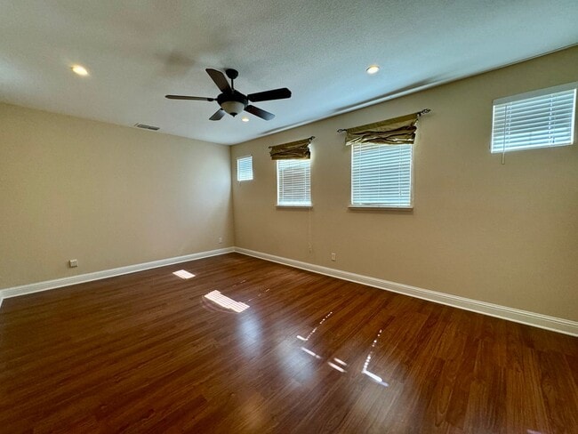 Building Photo - Beautiful Four-Bedroom Home Available in Folsom!