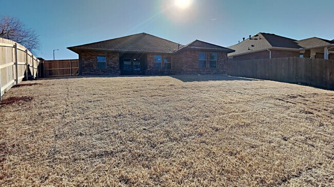 Building Photo - Spectacular 4 Bedroom 2 Bath Home in Piedmont Schools- Neighborhood Park