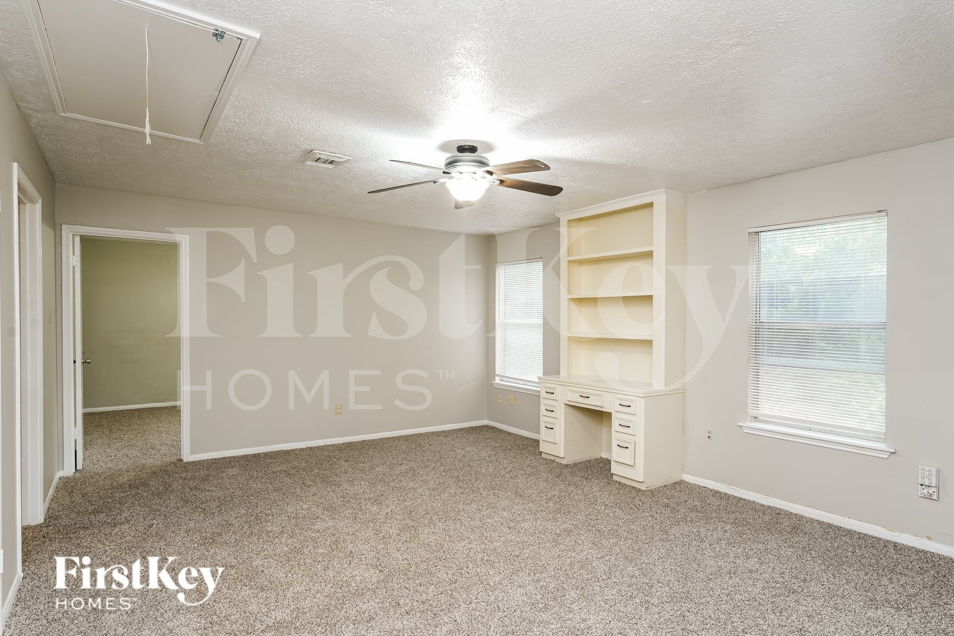 Building Photo - 18111 Fireside Dr