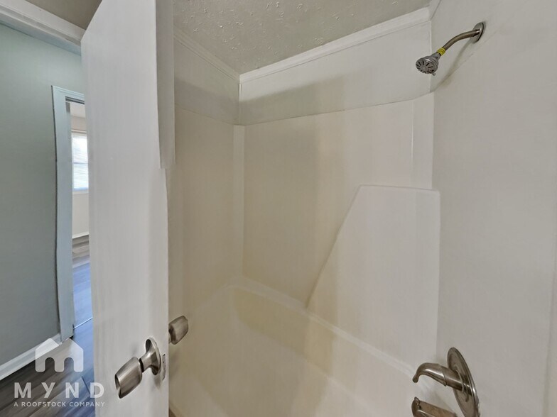 Building Photo - 1484 Willow View Dr