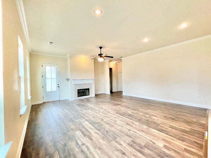 Building Photo - 100 Pettigrove Dr