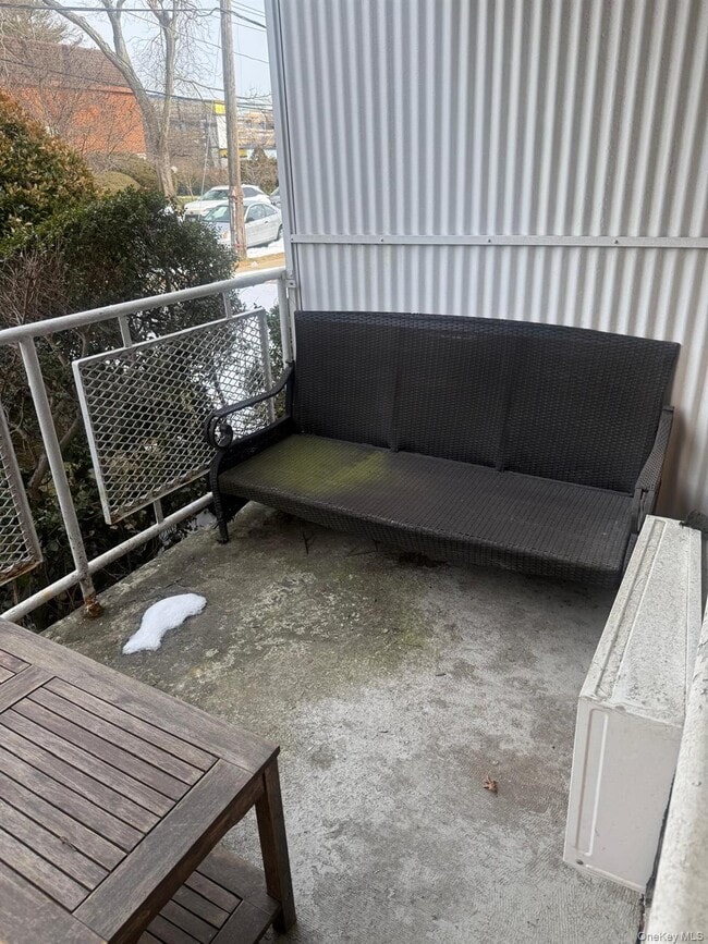 Building Photo - 601 Chestnut St