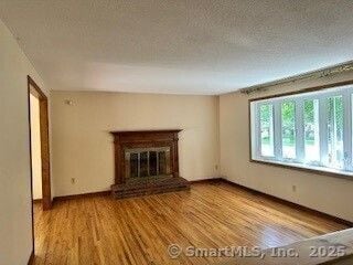 Building Photo - 24 Candlewood Ln