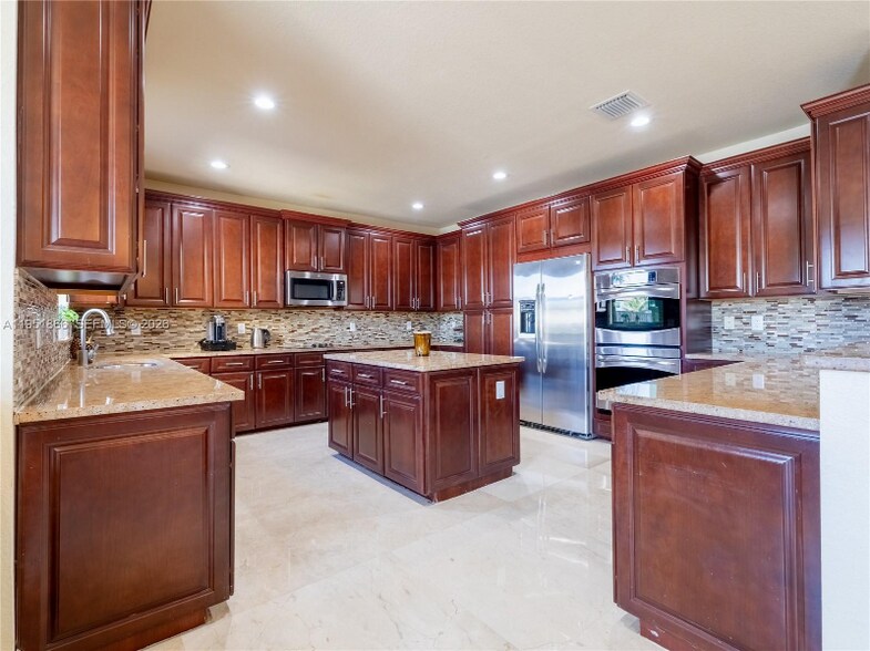 Building Photo - 9895 NW 87th Terrace