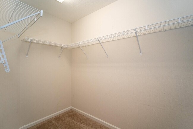 Building Photo - 415 Santorini Ct