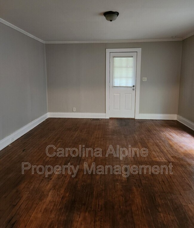 Building Photo - 1603 Hollyleaf Ave