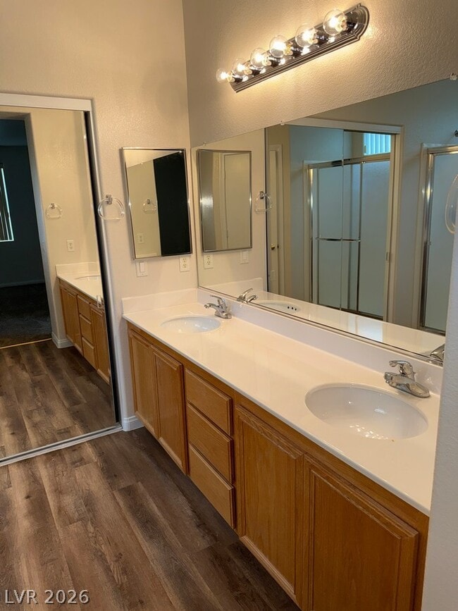Building Photo - 8475 Regal Hills Ct