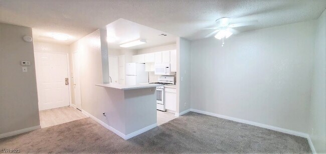 Building Photo - 2200 S Fort Apache Rd