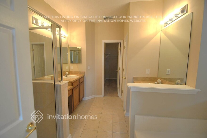 Building Photo - 3805 Westridge Dr