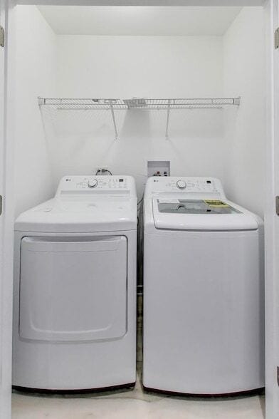 Building Photo - 1234 Gillespie Ln