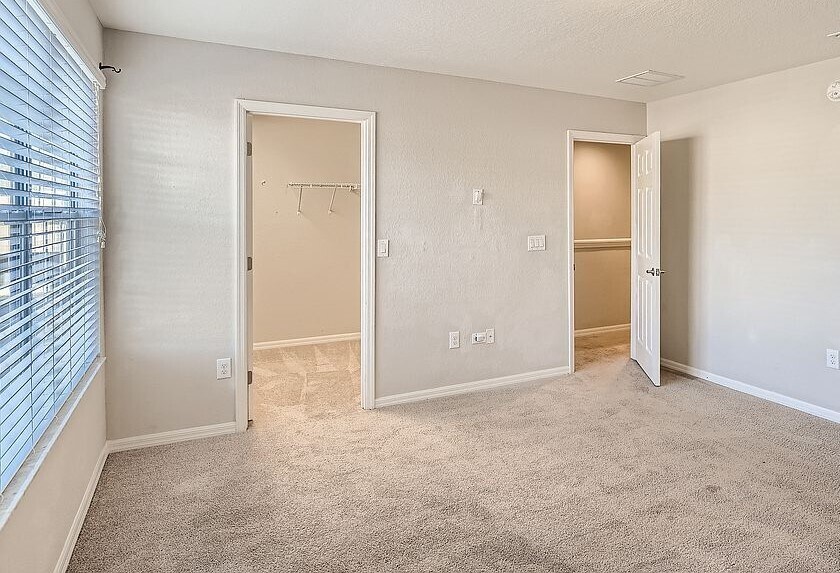 Building Photo - 27515 Desert Willow Way