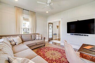 Building Photo - 6127 Longwood Ave