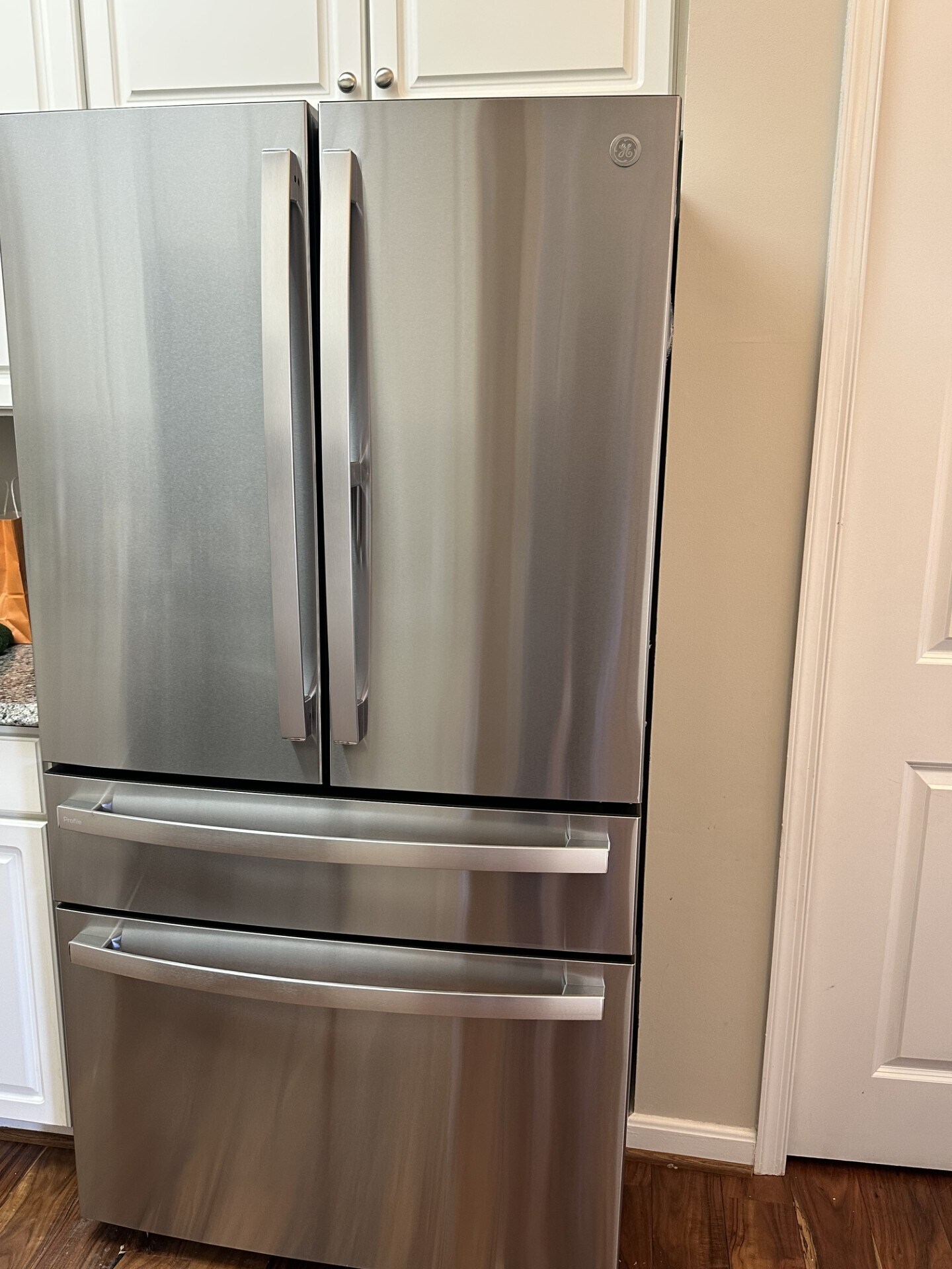 New Refrig - 1813 Kenwood Ave