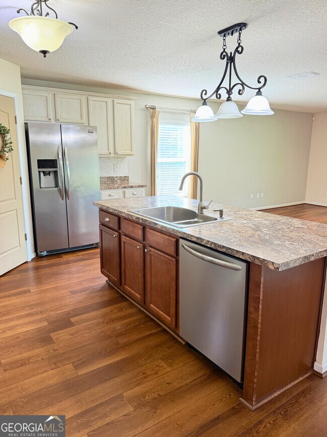 Building Photo - 227 Brooklet Cir