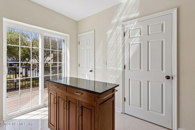 Building Photo - 506 N Liberty St