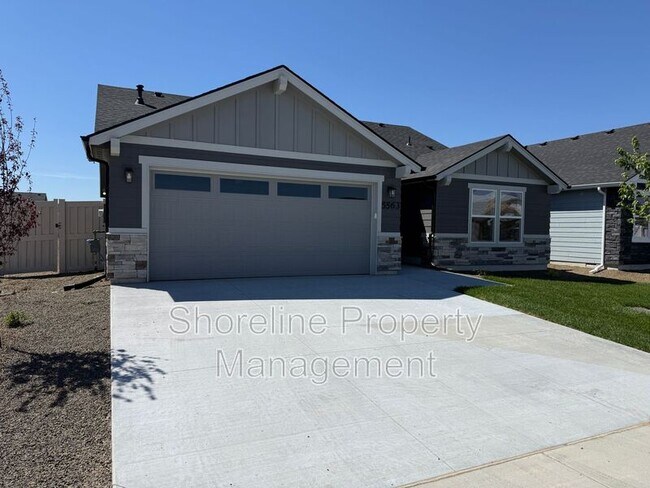 Building Photo - 5563 E Garby St