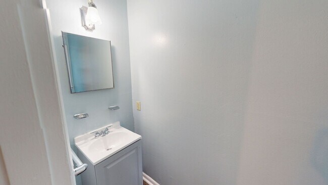 Building Photo - 6013 Blairmore Pl