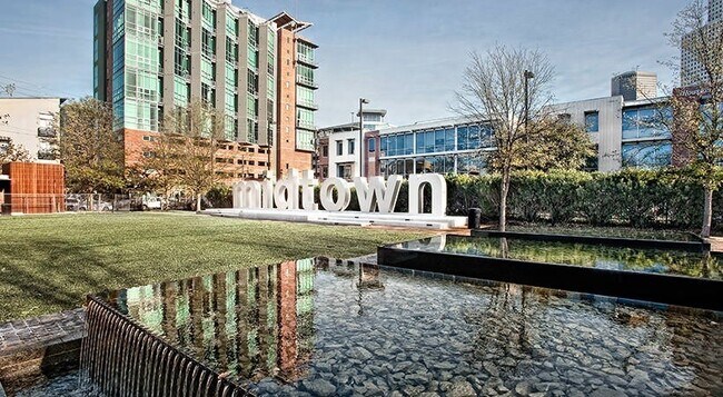 Building Photo - 400 McGowen St