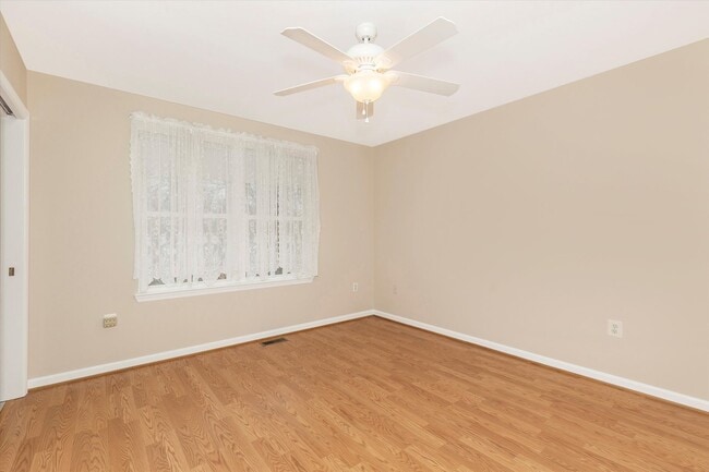 Building Photo - Wildwood Park Rental