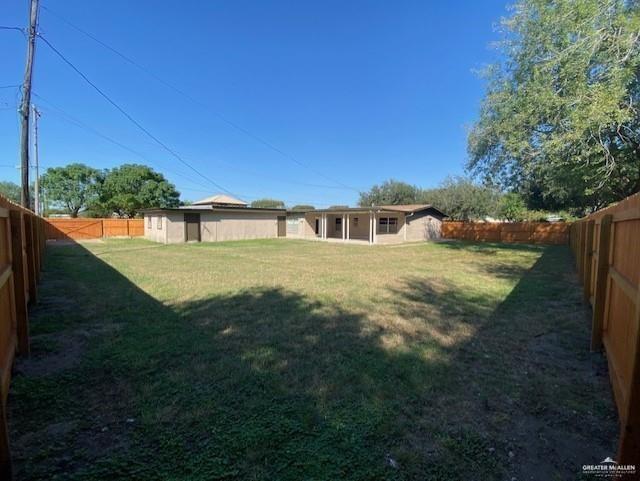 Building Photo - 13 West Dr