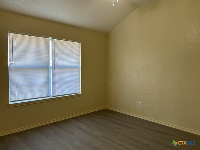 Building Photo - 4103 Alan Kent Dr