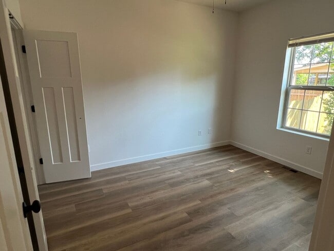 Building Photo - New Construction Rental Available!