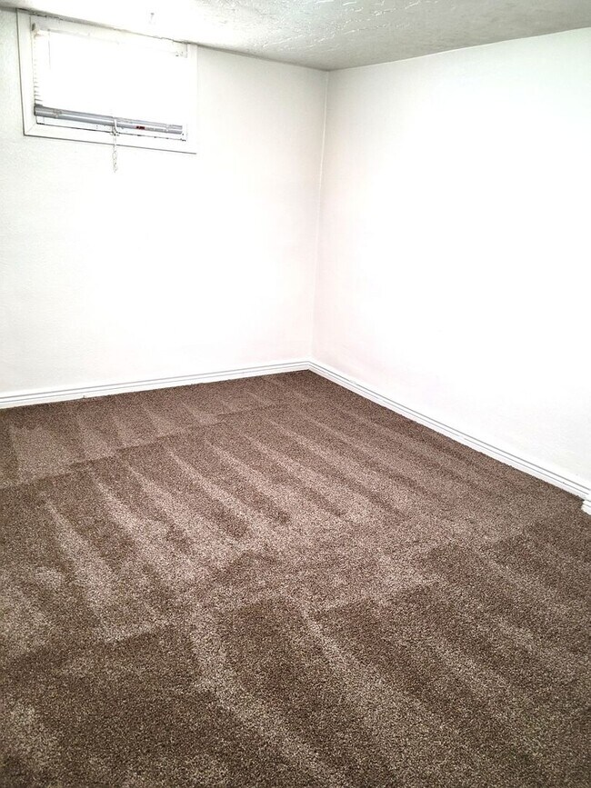 Building Photo - 1121 15th St