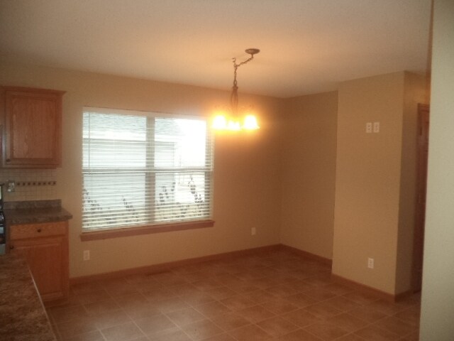 Building Photo - 561 Yosemite Ave