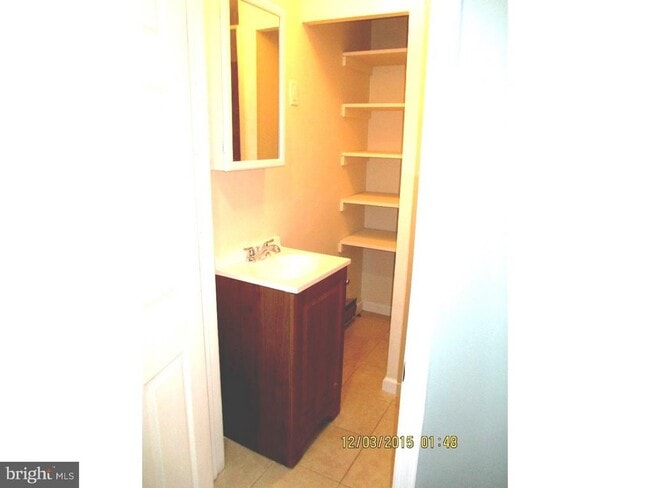 Building Photo - 2124 S 15th St