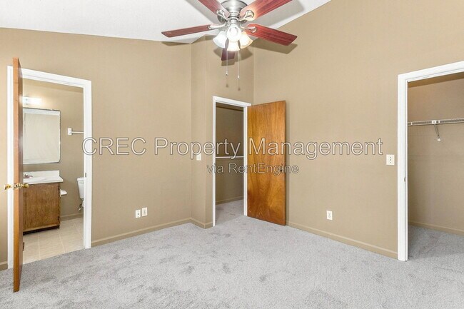 Building Photo - 169 Pine Shadow Dr