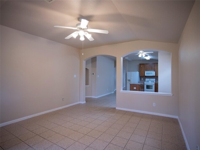 Building Photo - 16714 Mallory Bridge Dr