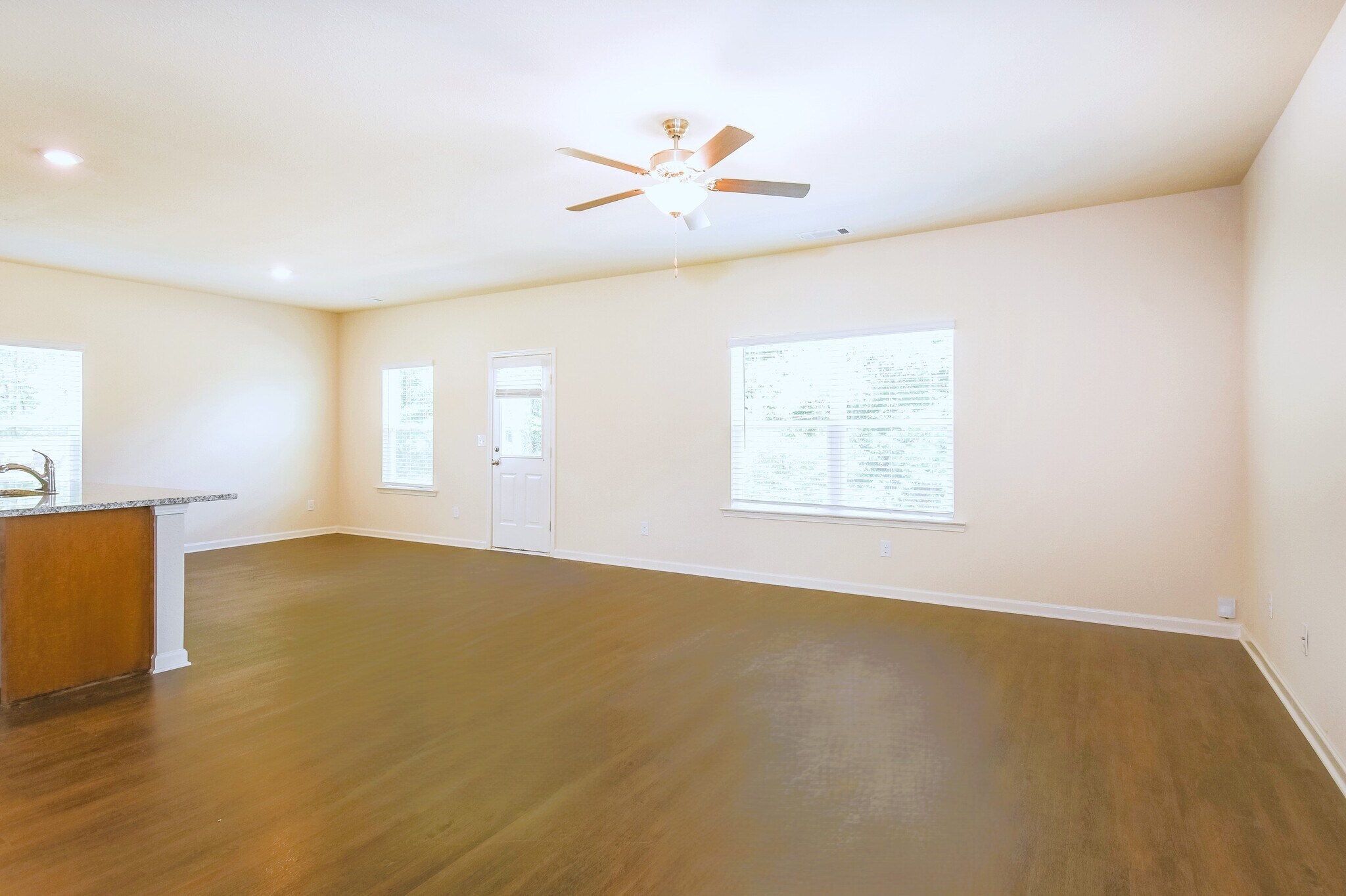 Building Photo - 138 Innis Brk Cir