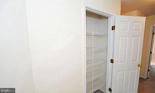 Building Photo - 2303 Huntington Station Ct