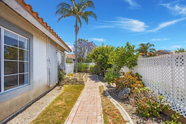 Building Photo - Highly desirable 2/2 Single-Level Village Laguna Niguel Heights home for lease