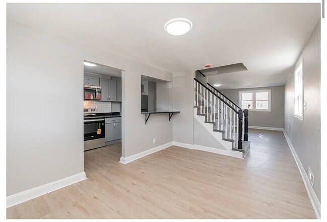 Building Photo - 3 bedroom Dundalk