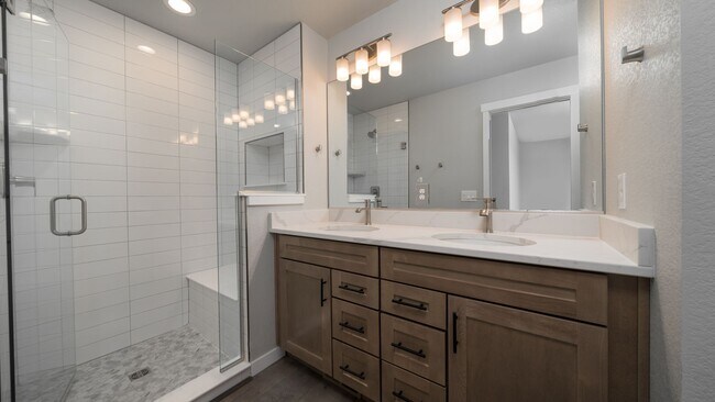 Building Photo - Townhome in Greenways at Sand Creek