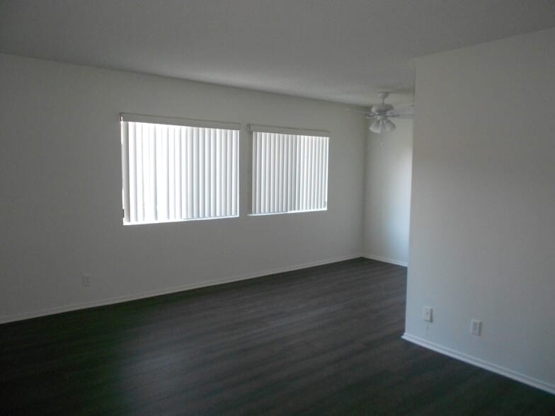 Building Photo - 3721 Midvale Ave