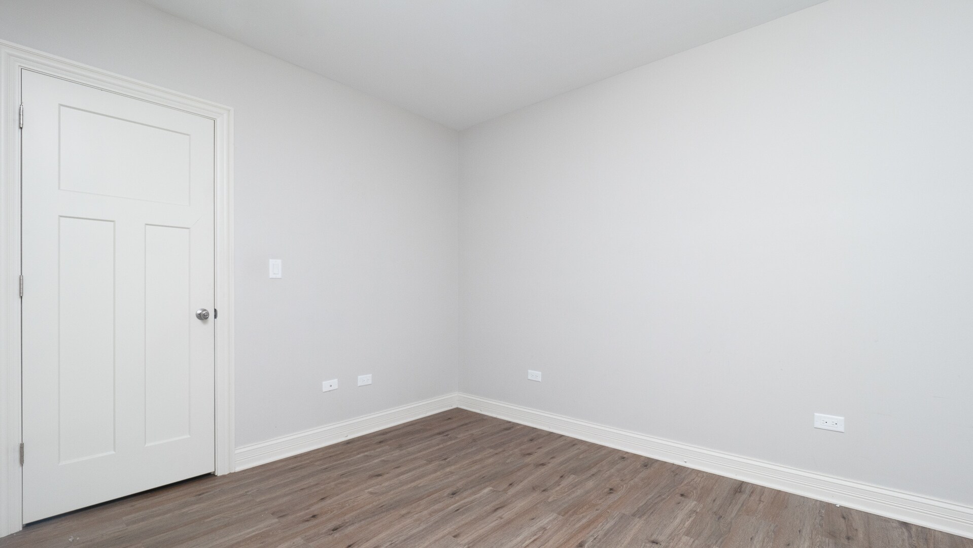 Building Photo - 4735 S Michigan Ave