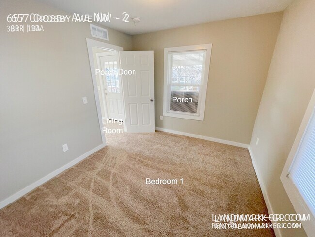 Building Photo - 657 Crosby St NW