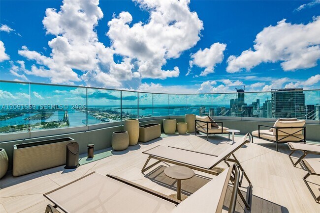 Building Photo - 1400 Biscayne Blvd