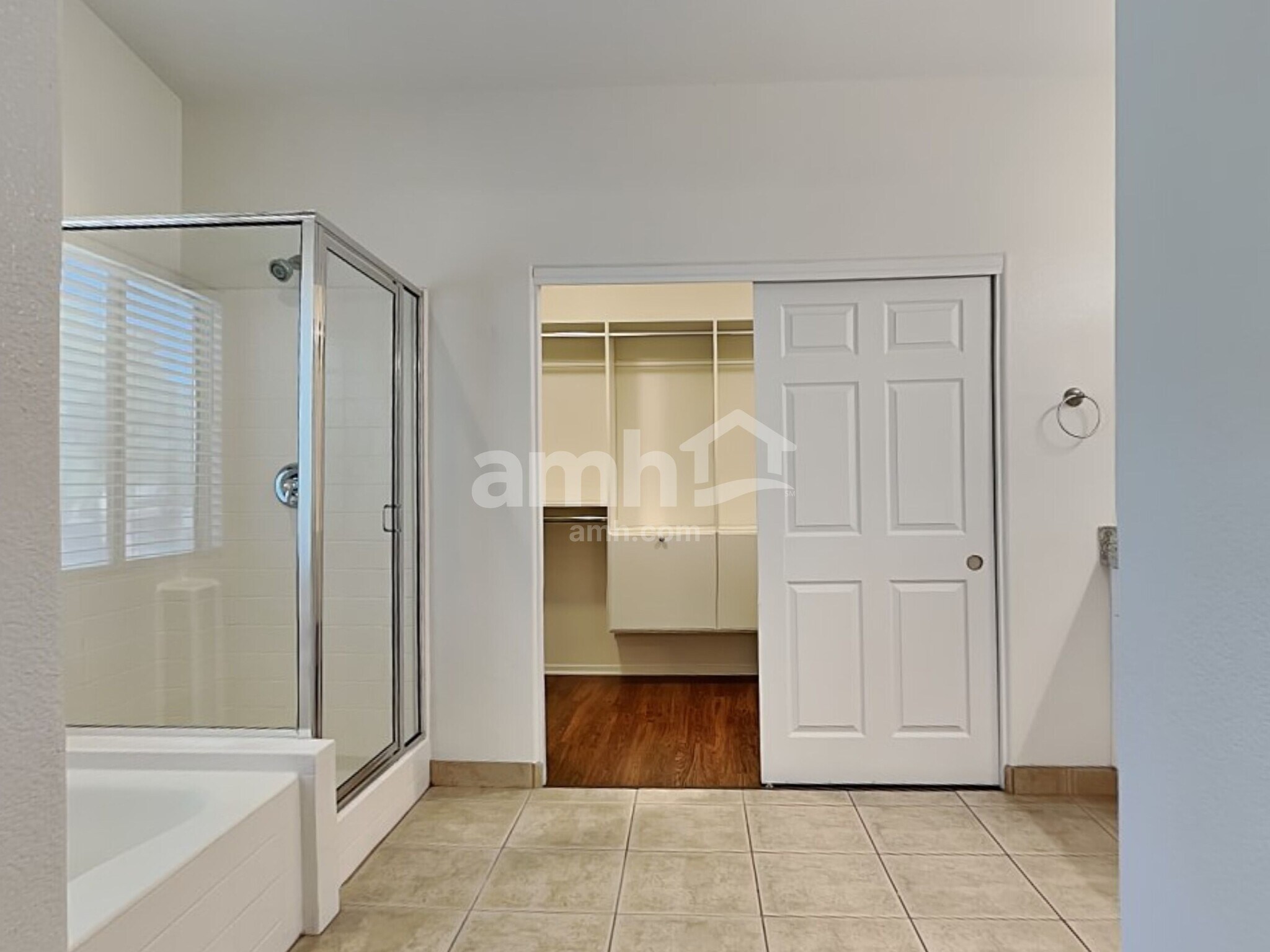 Building Photo - 4932 Cascade Pools Ave