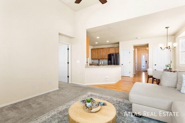 Building Photo - 11060 River Oaks Ln