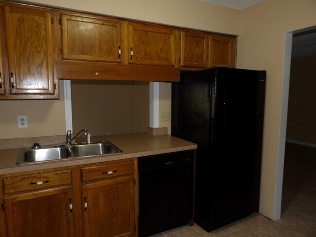Building Photo - 1450 Turkey Ridge Rd