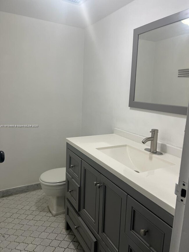 Building Photo - 13499 Biscayne Blvd