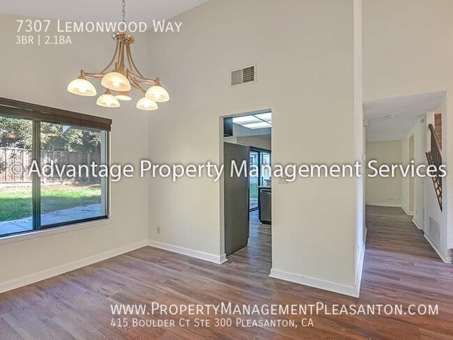 Building Photo - 7307 Lemonwood Way